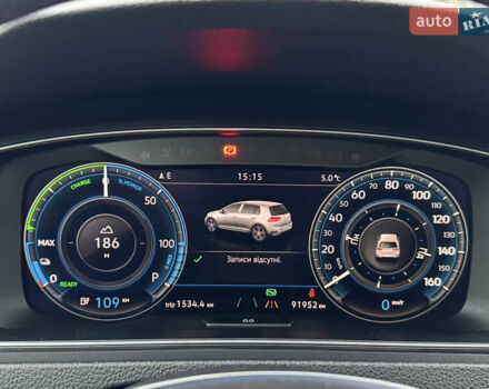 Серый Фольксваген e-Golf, объемом двигателя 0 л и пробегом 91 тыс. км за 15099 $, фото 56 на Automoto.ua