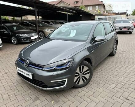 Серый Фольксваген e-Golf, объемом двигателя 0 л и пробегом 67 тыс. км за 19200 $, фото 2 на Automoto.ua