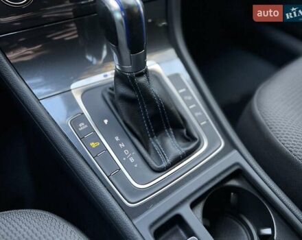 Сірий Фольксваген e-Golf, об'ємом двигуна 0 л та пробігом 141 тис. км за 13950 $, фото 24 на Automoto.ua