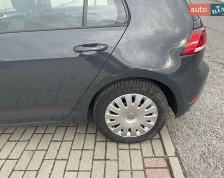 Серый Фольксваген e-Golf, объемом двигателя 0 л и пробегом 84 тыс. км за 15600 $, фото 12 на Automoto.ua