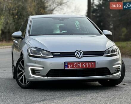 Серый Фольксваген e-Golf, объемом двигателя 0 л и пробегом 100 тыс. км за 12300 $, фото 8 на Automoto.ua