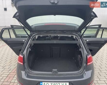 Серый Фольксваген e-Golf, объемом двигателя 0 л и пробегом 84 тыс. км за 15600 $, фото 32 на Automoto.ua