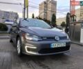 Серый Фольксваген e-Golf, объемом двигателя 0 л и пробегом 137 тыс. км за 12900 $, фото 1 на Automoto.ua