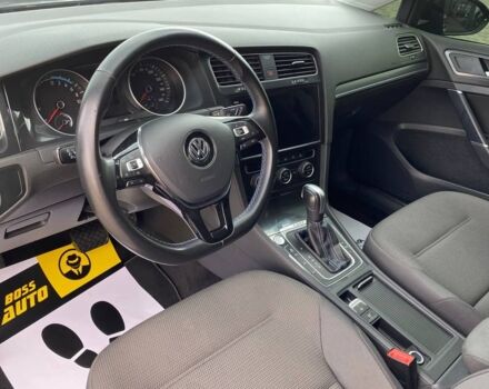 Серый Фольксваген e-Golf, объемом двигателя 36 л и пробегом 56 тыс. км за 17800 $, фото 11 на Automoto.ua