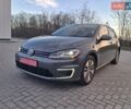 Серый Фольксваген e-Golf, объемом двигателя 0 л и пробегом 97 тыс. км за 11900 $, фото 1 на Automoto.ua