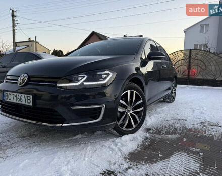 Серый Фольксваген e-Golf, объемом двигателя 0 л и пробегом 66 тыс. км за 13900 $, фото 31 на Automoto.ua