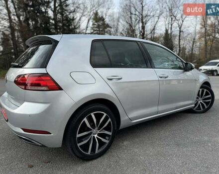 Серый Фольксваген e-Golf, объемом двигателя 0 л и пробегом 100 тыс. км за 12300 $, фото 25 на Automoto.ua