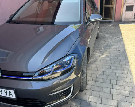 Серый Фольксваген e-Golf, объемом двигателя 0 л и пробегом 196 тыс. км за 14000 $, фото 6 на Automoto.ua
