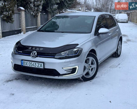 Серый Фольксваген e-Golf, объемом двигателя 0 л и пробегом 59 тыс. км за 13300 $, фото 26 на Automoto.ua