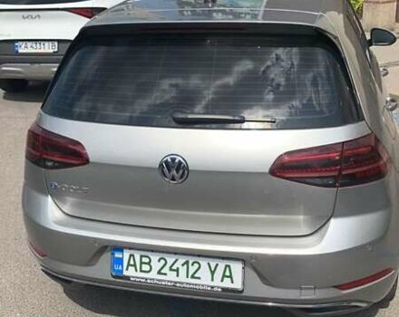 Серый Фольксваген e-Golf, объемом двигателя 0 л и пробегом 89 тыс. км за 15200 $, фото 8 на Automoto.ua