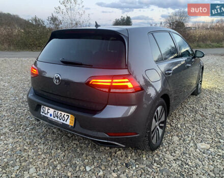 Серый Фольксваген e-Golf, объемом двигателя 0 л и пробегом 127 тыс. км за 11950 $, фото 23 на Automoto.ua
