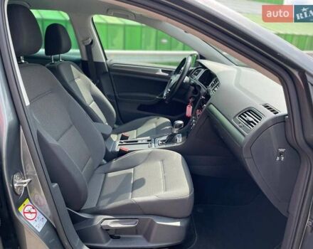 Серый Фольксваген e-Golf, объемом двигателя 0 л и пробегом 123 тыс. км за 12900 $, фото 32 на Automoto.ua