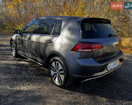 Серый Фольксваген e-Golf, объемом двигателя 0 л и пробегом 127 тыс. км за 11950 $, фото 7 на Automoto.ua