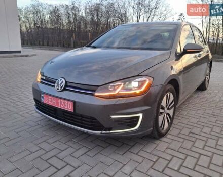 Серый Фольксваген e-Golf, объемом двигателя 0 л и пробегом 97 тыс. км за 11900 $, фото 3 на Automoto.ua
