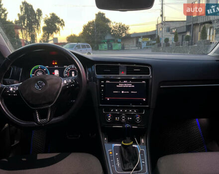 Сірий Фольксваген e-Golf, об'ємом двигуна 0 л та пробігом 202 тис. км за 13000 $, фото 17 на Automoto.ua