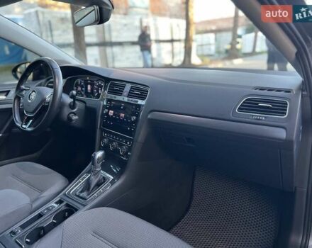 Сірий Фольксваген e-Golf, об'ємом двигуна 0 л та пробігом 141 тис. км за 13950 $, фото 11 на Automoto.ua