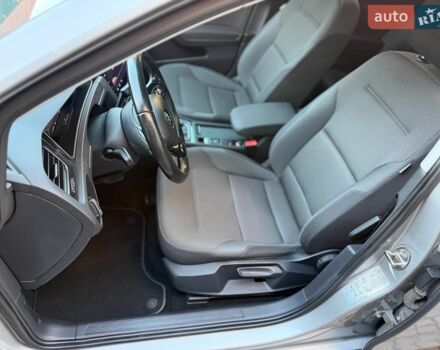 Сірий Фольксваген e-Golf, об'ємом двигуна 0 л та пробігом 96 тис. км за 14250 $, фото 16 на Automoto.ua