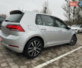 Серый Фольксваген e-Golf, объемом двигателя 0 л и пробегом 91 тыс. км за 15099 $, фото 19 на Automoto.ua