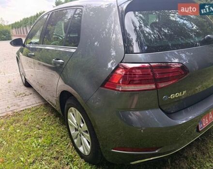 Серый Фольксваген e-Golf, объемом двигателя 0 л и пробегом 114 тыс. км за 15300 $, фото 11 на Automoto.ua