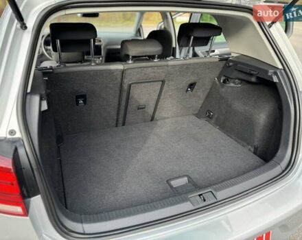 Серый Фольксваген e-Golf, объемом двигателя 0 л и пробегом 100 тыс. км за 12300 $, фото 30 на Automoto.ua