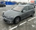 Серый Фольксваген e-Golf, объемом двигателя 0 л и пробегом 97 тыс. км за 15500 $, фото 1 на Automoto.ua