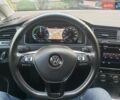 Серый Фольксваген e-Golf, объемом двигателя 0 л и пробегом 65 тыс. км за 13950 $, фото 63 на Automoto.ua