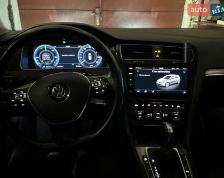 Сірий Фольксваген e-Golf, об'ємом двигуна 0 л та пробігом 39 тис. км за 17200 $, фото 2 на Automoto.ua