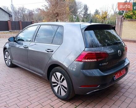 Серый Фольксваген e-Golf, объемом двигателя 0 л и пробегом 96 тыс. км за 11900 $, фото 8 на Automoto.ua