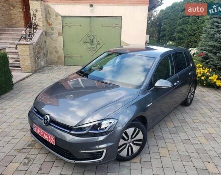 Серый Фольксваген e-Golf, объемом двигателя 0 л и пробегом 65 тыс. км за 13950 $, фото 39 на Automoto.ua