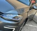 Серый Фольксваген e-Golf, объемом двигателя 0 л и пробегом 130 тыс. км за 13999 $, фото 20 на Automoto.ua