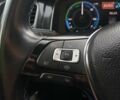 Серый Фольксваген e-Golf, объемом двигателя 0 л и пробегом 65 тыс. км за 13950 $, фото 76 на Automoto.ua