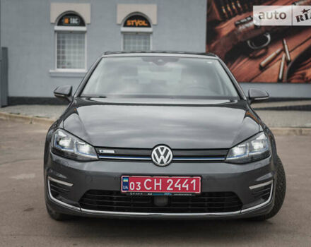 Серый Фольксваген e-Golf, объемом двигателя 0 л и пробегом 59 тыс. км за 16900 $, фото 19 на Automoto.ua