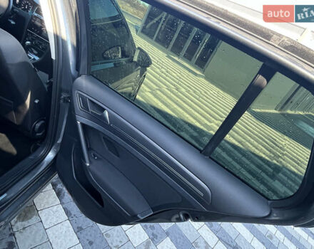 Сірий Фольксваген e-Golf, об'ємом двигуна 0 л та пробігом 39 тис. км за 17200 $, фото 22 на Automoto.ua