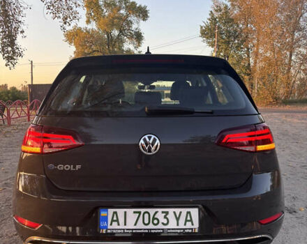 Серый Фольксваген e-Golf, объемом двигателя 0 л и пробегом 93 тыс. км за 15000 $, фото 10 на Automoto.ua