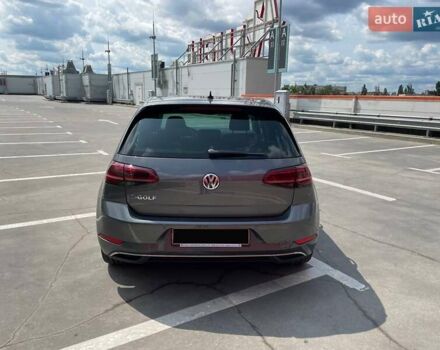 Серый Фольксваген e-Golf, объемом двигателя 0 л и пробегом 123 тыс. км за 12900 $, фото 5 на Automoto.ua