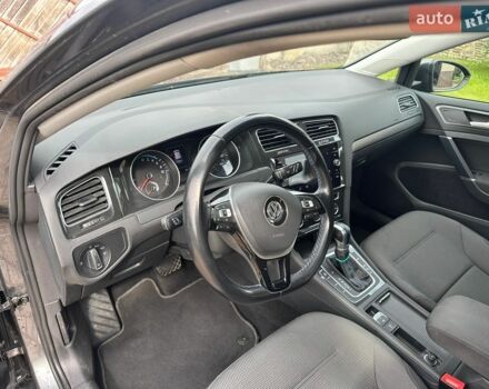 Серый Фольксваген e-Golf, объемом двигателя 0 л и пробегом 143 тыс. км за 12699 $, фото 9 на Automoto.ua