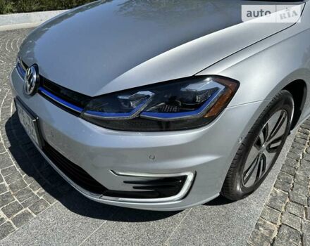 Серый Фольксваген e-Golf, объемом двигателя 0 л и пробегом 42 тыс. км за 21000 $, фото 15 на Automoto.ua