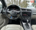 Серый Фольксваген e-Golf, объемом двигателя 0 л и пробегом 91 тыс. км за 15099 $, фото 49 на Automoto.ua