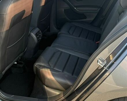 Серый Фольксваген e-Golf, объемом двигателя 0 л и пробегом 80 тыс. км за 18000 $, фото 42 на Automoto.ua