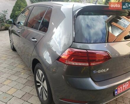 Серый Фольксваген e-Golf, объемом двигателя 0 л и пробегом 65 тыс. км за 13950 $, фото 10 на Automoto.ua
