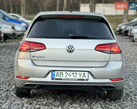 Серый Фольксваген e-Golf, объемом двигателя 0 л и пробегом 90 тыс. км за 14500 $, фото 6 на Automoto.ua