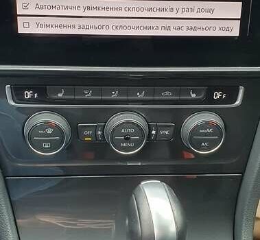 Серый Фольксваген e-Golf, объемом двигателя 0 л и пробегом 47 тыс. км за 18500 $, фото 37 на Automoto.ua