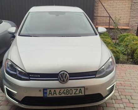 Серый Фольксваген e-Golf, объемом двигателя 0 л и пробегом 145 тыс. км за 12700 $, фото 1 на Automoto.ua