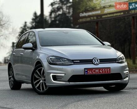 Серый Фольксваген e-Golf, объемом двигателя 0 л и пробегом 100 тыс. км за 12300 $, фото 4 на Automoto.ua