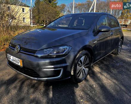 Серый Фольксваген e-Golf, объемом двигателя 0 л и пробегом 127 тыс. км за 11950 $, фото 5 на Automoto.ua