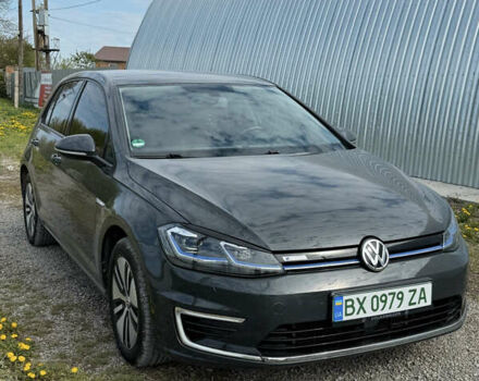 Серый Фольксваген e-Golf, объемом двигателя 0 л и пробегом 79 тыс. км за 12500 $, фото 3 на Automoto.ua
