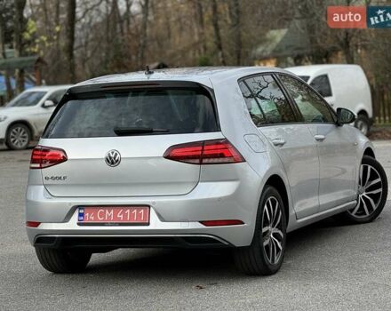 Серый Фольксваген e-Golf, объемом двигателя 0 л и пробегом 100 тыс. км за 12300 $, фото 27 на Automoto.ua