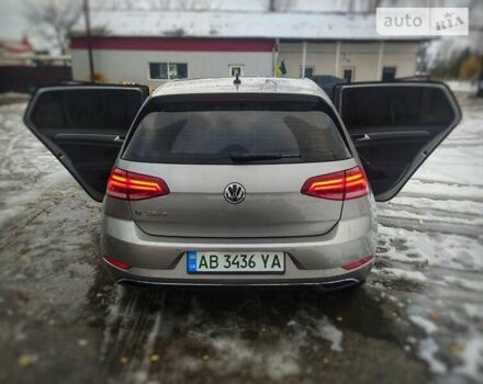 Сірий Фольксваген e-Golf, об'ємом двигуна 0 л та пробігом 92 тис. км за 18300 $, фото 5 на Automoto.ua