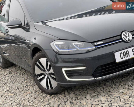 Серый Фольксваген e-Golf, объемом двигателя 0 л и пробегом 53 тыс. км за 12999 $, фото 11 на Automoto.ua