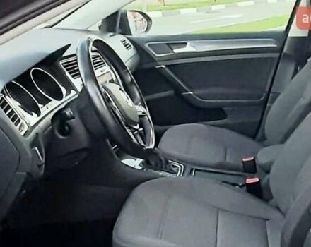 Серый Фольксваген e-Golf, объемом двигателя 0 л и пробегом 140 тыс. км за 12300 $, фото 14 на Automoto.ua